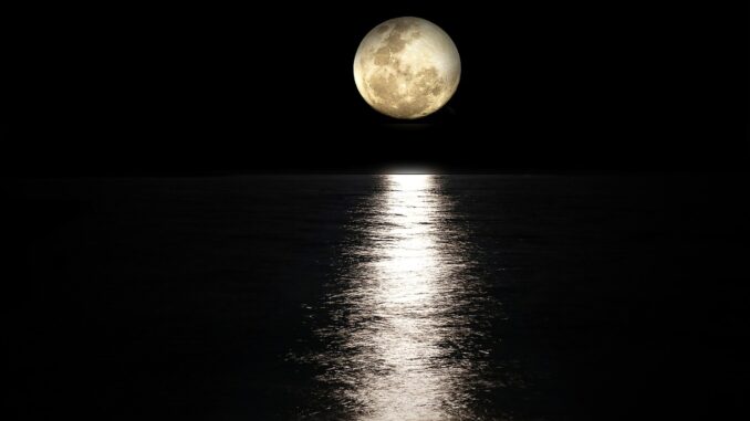 moon, full moon, sea, sky, night sky, lunar, moonlight, night, scenery, black sky, dark sky, luna, light reflection, reflection, nature, moon, moon, moon, moon, moon, sky, night sky, night